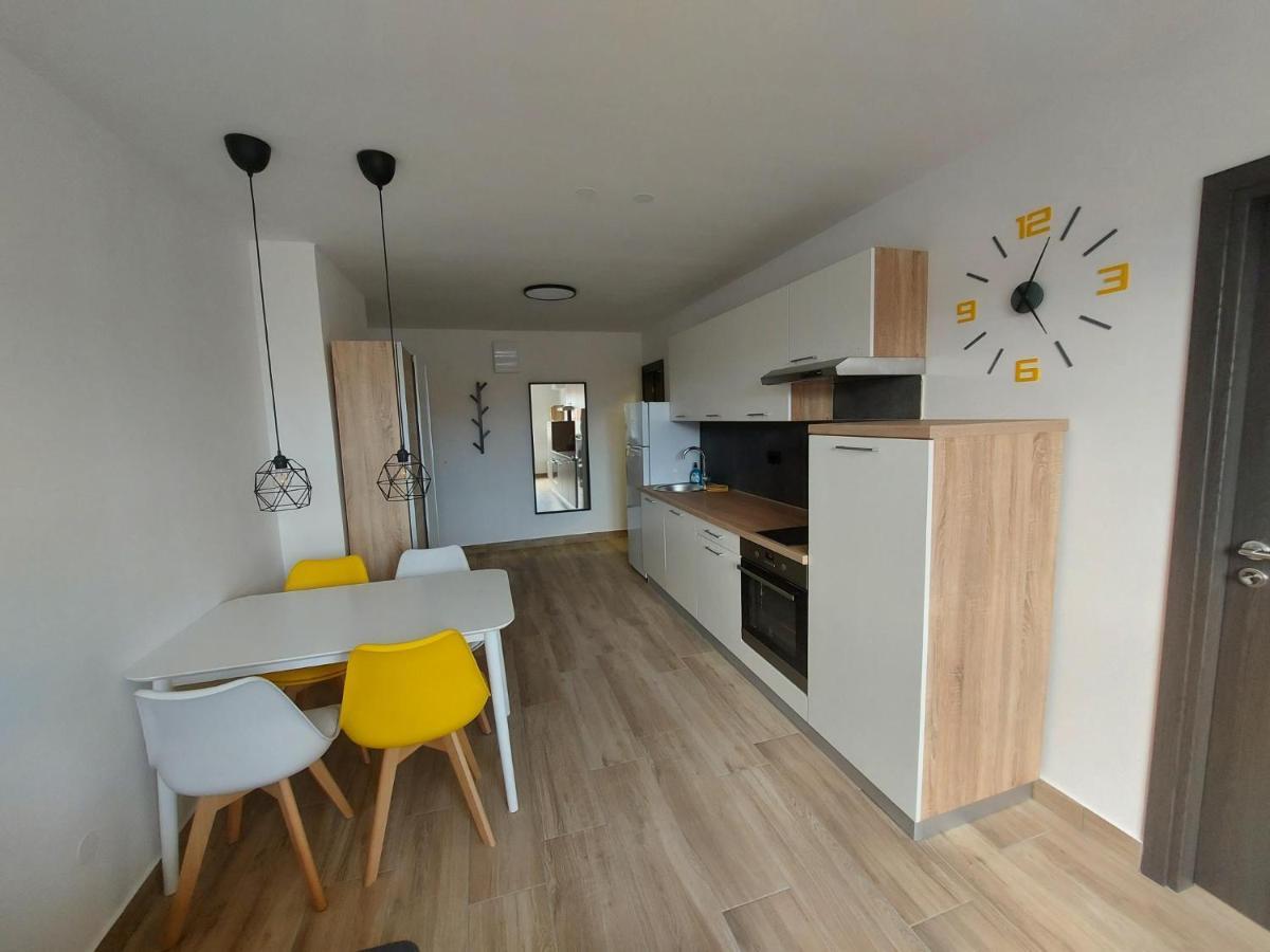 River68 - Apartment In Rijeka Bagian luar foto