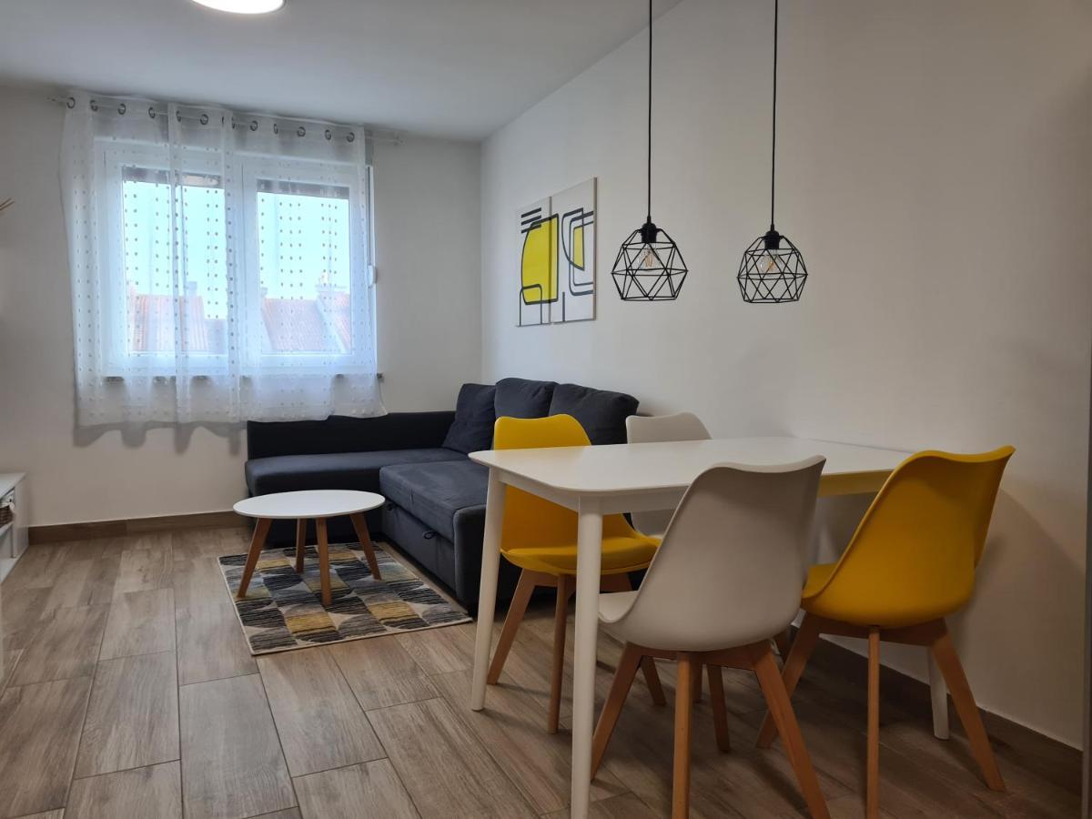 River68 - Apartment In Rijeka Bagian luar foto